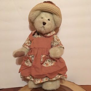 Authentic Boyd’s Bears “Mrs. Potter Bear only - Lil’ Sprouts not included